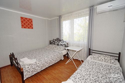 Трёхместный номер без балкона